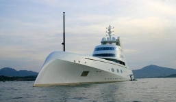 Cận cảnh siêu du thuyền 10 nghìn tỷ của tỷ phú Nga